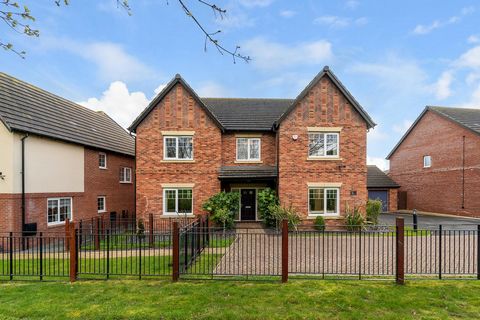 **LAUNCH EVENT 14TH APRIL FROM 11AM**VIEWINGS STRICTLY BY APPOINTMENT** 3 Buttercup Drive is situated on a private enclave on a new development in the market town of Daventry. Constructed by Avant Homes in 2020 the property was a former show home to ...