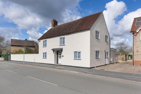 Non-listed period home located in a well-served village with well-regarded schooling and transport links. Set in the historic centre of Buckden, this property combines the best of village and town living. There is a wealth of amenities within walking...