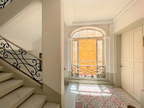 Set in the heart of the capital city of Malta comes this unconverted Palazzino. Upon entering this period property one is greeted to a welcoming hall with three good sized rooms ideally to be set up as a kitchen living and dining overlooking a privat...