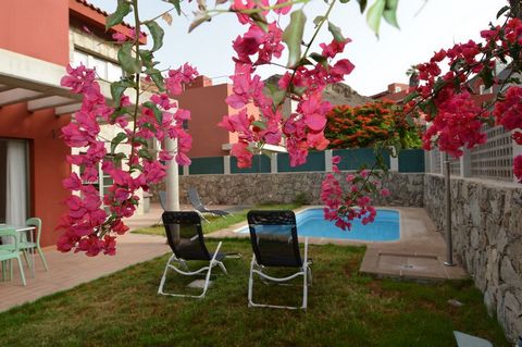 SpektakulÃ¤res freistehendes Haus mit 5 Schlafzimmern und Pool in der ruhigen Gegend von Tauro, Gran Canaria. Willkommen in Ihrem neuen Zuhause, wo Luxus und Komfort in perfekter Harmonie aufeinandertreffen.Dieses beeindruckende freistehende Haus mit...