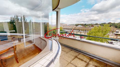 EXCEPTIONAL IN MULHOUSE, HISTORIC CENTER - SNCF TRAIN STATION - ATTIC APARTMENT, 4TH TOP FLOOR WITH ELEVATOR, 4 ROOMS OF 93M2 WITH CELLAR AND GARAGE!! ONLY AT GIRARDI REAL ESTATE ❤️ VIRTUAL VISIT ON OUR WEBSITE GIRARDI REAL ESTATE PFASTATT COM In a g...
