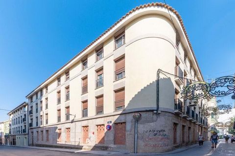 Do you want to buy a 2-bedroom apartment for sale in Villena? Excellent opportunity to acquire this residential apartment with an area of 139.6 m² well distributed in 2 bedrooms and 1 bathroom located in the town of Villena, province of Alicante.Woul...