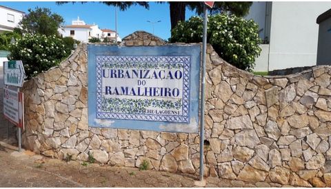 Situated in Porches, Lagoa, in the Algarve, a region known for its beautiful beaches, pleasant climate, and laid-back lifestyle. 1Km from the beach of Nossa Senhora da Rocha. Land with a total area of 10,000m², offering ample space to build the house...