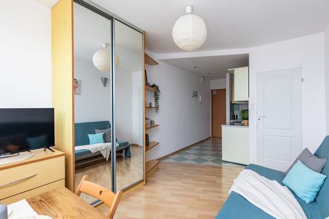 Apartament typu mini-studio na Mokotowie Komfortowe studio na Warszawskim Mokotowie o powierzchni 24 m2 dla dwóch osób. W mieszkaniu znajduje się niezbędne wyposażenie, które ułatwi Twój pobyt, zapewni relaks i przyjemność ze spędzanych tu chwil. Apa...