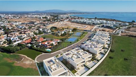 A Luxury Retreat by the Sea of Ponta da Piedade Imagine waking up to the sea breeze caressing your face and the panoramic view of the famous cliffs of Ponta da Piedade stretching out before your eyes. This luxury house, currently under construction, ...