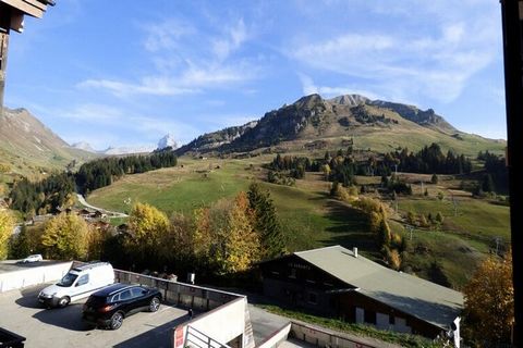 Angenehmes Studio + Berggebiet für 4 Personen, gelegen im 1. Stock der Residenz CHALET DE LESSY A, in der ruhigen Gegend von Samance, an der Spitze des Chinaillon-Resorts, mit einem unglaublichen Blick auf das Skigebiet. ACHTUNG SOMMER 2023: IN DER U...