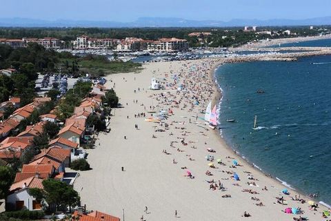 La Résidence Mer & Golf Port Argelès*** is gelegen in het zuiden van Argelès sur Mer, een van de balnéaires van de belangrijkste stations in het zuiden van Frankrijk, niet van de espagnole-grens. Située dans un quartier piétonnier, elle bénéficie d'u...