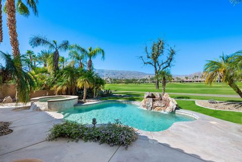 Welcome to the popular Pasadera 1 Floor plan located behind the Legends gate at PGA West! This home offers 3 bedrooms, 3.5 baths including a private casita for your family & friends to enjoy! Great room concept with tile flooring, fireplace for those...