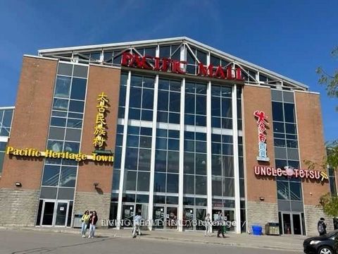 Famous Pacific Mall with tourism attraction. Legally open on all holidays. Suits to many kinds of business. Largest Chinese mall with total footage of 270,000 sq.ft. Must assume the tenant until Feb. 2025. Pls contact listing agent for details.