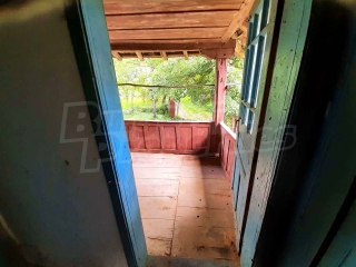 Price: €18.000,00 District: Veliko Tarnovo Category: House Area: 100 sq.m. Plot Size: 2600 sq.m. Bedrooms: 2 Bathrooms: 1 Location: Countryside House with garden and outbuilding in a picturesque, small village Authentic mountain house located among f...