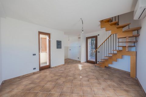 We are delighted to be able to offer you this impressive selection of apartments, all located in a lovingly refurbished borgo and available for immediate sale. The apartments are various units of different sizes, including 2, 3 and 4-room apartments,...