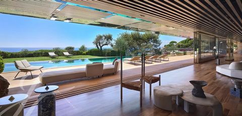 This marvelous architectural realisation - without any column in frontal part of the villa! - has been created by the famous French architect Jean NOUVEL and is in perfect harmony with the surrounding nature. The recently built villa of appoximately ...