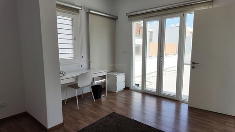 Charming Detached House for Rent in Limassol Old Town Discover easy living in this charming 2-level detached house located in the heart of Limassol Old Town. This rare find offers 320 sq.m. of comfortable living space on a 280 sq.m. plot, just 50 met...