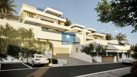 EXCLUSIVAS VILLAS DE LUJO A PIE DE PLAYA EN LA HERRADURA-ALMUÑECAR, COSTA DE GRANADA. A pie de playa y del puerto deportivo de Marina del Este, nos encontramos con un complejo residencial de 14 exclusivas villas que combinan diseño, funcionalidad en ...