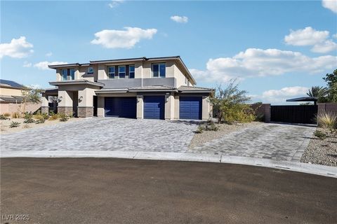 Ultra-rare find! Come fall in love with this majestic 6-bed, 5-bath estate with a Next-Gen suite with its own bedroom, living room, kitchenette, and entries. This elevated, corner, half acre lot means you get breathing room from neighbors as well as ...