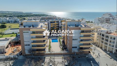 Located in Quarteira. This stunning 2-bedroom apartment offers the perfect blend of coastal charm and modern comfort, set in a prime location just a short walk from the beach in Quarteira. The property features a bright and airy living space, seamles...