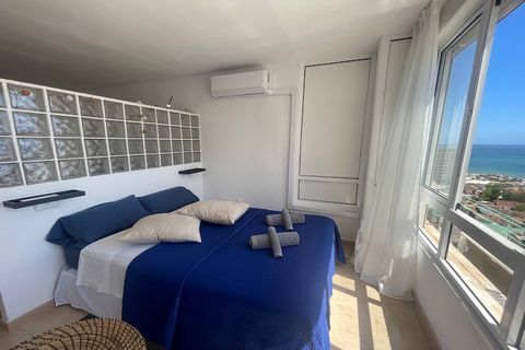 Dit gezellige appartement in Torremolinos is perfect voor een ontspannen vakantie en biedt plaats aan maximaal 4 personen. Het beschikt over een aparte slaapkamer, een comfortabele woonkamer-keuken en een complete badkamer. Gasten kunnen ook genieten...