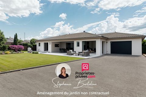 Cette magnifique maison contemporaine de 2022 aux normes RT2012, vous permet de limiter vos besoins en énergie et profite d'un agencement optimal et de prestations de qualité : - Climatisation gainable, Domotique, adoucisseur, Fibre, système de surve...