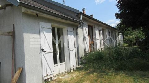 Сектор Chateaurenard Для любителей спокойствия, одноэтажный павильон, в настоящее время второй дом. Вход ведет в гостиную, открытую кухню, 3 спальни, душевую комнату, туалет. Веранда. Гостиная примыкает к дому, мастерская. Огороженная территория площ...