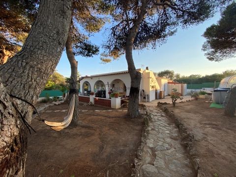 Countryhouse close to the coastline in Sant Lluís. The property, built on the ground floor, occupies a surface of 107m2. It is distributed in three bedrooms, dining room, living room, kitchen, bathroom and covered terrace. The property also has a gar...