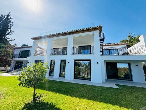 Located in Nueva Andalucía. Welcome to this Stunning Villa with panoramic mountain and sea views – Your Luxurious Retreat Nestled in the heart of Marbella, This beautiful villa offers an exclusive escape for those seeking privacy, comfort, and stunni...