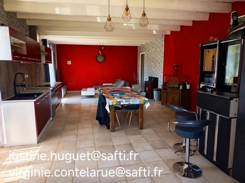 Maison Spacieuse avec Grange, Terrain et Panneaux Solaires