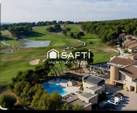 Découvrez ce superbe appartement meublé niché au cœur d’une résidence de standing sur golf. Calme absolu, sécurité avec digicode, piscine, tennis et salle de sport. Un cadre de vie élégant et verdoyant, idéal pour allier confort, loisi...