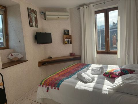 A VENDRE APPARTEMENT T2, SAVOIE, RHÔNE ALPES, 73100 AIX LES BAINS