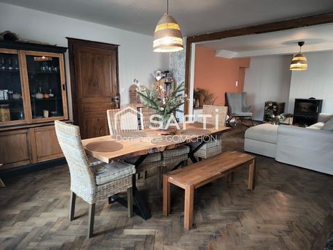 Jolie corps de ferme avec dépendances