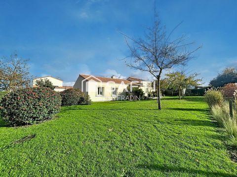 * NOUVEAUTÉ SAFTI Immobilier* - Maison de 5 chambres en parfait état ! avec une Magnifique parcelle de 1 715 m².