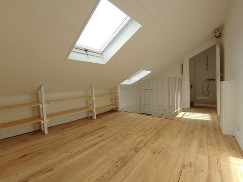 Studio duplex rénové au cur de Millau