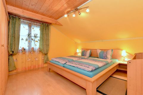 Are you looking for a cozy holiday home for the whole family in the Bavarian Forest? Then come to the state-approved resort of Drachselsried in the Zellertal and spend a great holiday in this top-equipped wooden house! Located on a quiet southern hil...