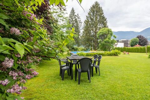This beautiful and family-friendly holiday apartment for a maximum of 2 people is located in a holiday home in Tröpolach in the district of Hermagor - Pressegger See in the Gailtal in Carinthia, near the Italian border. The holiday apartment is on th...