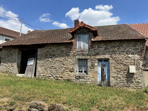 Between Nolay and Epinac, old forge to renovate entirely. Outbuildings. Courtyard and small plot on the back. Features: - Garden