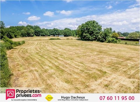 MERY SUR CHER (18100) - Building land - to be serviced - 3155 m2 ................................................................................. Building land in Méry sur Cher. The parcel is composed as follows: - 3/4 in the building zone and 1/4 i...