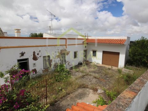 A Unique Opportunity to Live in Harmony with Nature and Urban Proximity in the Heart of the Algarve. This 2 bedroom country house is located in Alfarrobeira, in the municipality of Loulé, providing a countryside environment of great tranquillity in t...