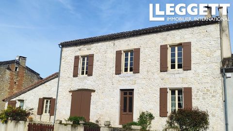 A27457SRS47 - Stone house of 157m2 with 4 bedrooms, terrace and garden. Possibility to create a separate apartment. By the river in the centre of the gorgeous bastide village of Vianne. Information about risks to which this property is exposed is ava...