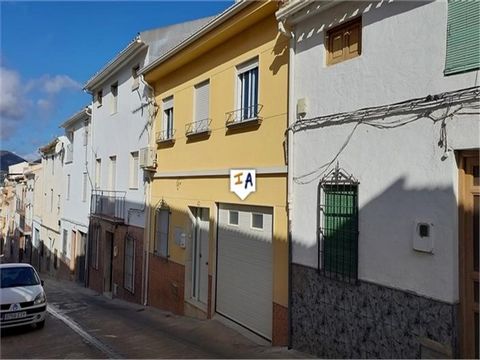 Renovated and ready to move into this 4 bedroom, 2 bathroom Townhouse with a Garage is situated in popular Castillo de Locubin in the south of the province of Jaen, Andalucia, Spain. Located on a wide street with on road parking as well as your priva...