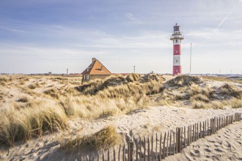 Appartement spacieux avec 3 chambres sur la digue. Ameublement adapté aux enfants. Situé dans la sereine ville côtière de Nieuport, ce bel appartement offre le mélange parfait de confort, de commodité et de vues à couper le souffle. Situé à quelques ...