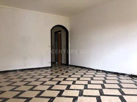 This property is a charming 3 bedroom apartment, with a spacious area of 92 square meters, located in the stunning Vila Verde, in Figueira da Foz, in the district of Coimbra. The location of this apartment is one of its great attractions, offering ex...
