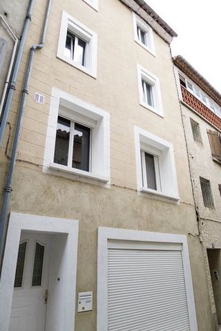 Townhouse with garage, 86m2 of living space. Currently rented 589.72EUR + 20EUR charges per month.