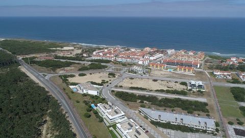 Grundstück mit 1439m2 integriert im Atlantic Village an der Silberküste, in der Ortschaft Praia da Pedra Do Ouro, ermöglicht Ihnen dieses Grundstück den Bau einer Villa im Erdgeschoss; oder Erdgeschoss und erster Stock, je nach Geschmack und Bedarf j...