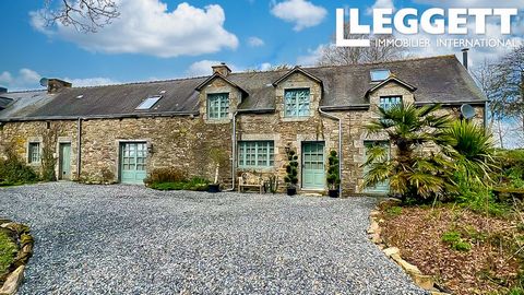A19040JAM22 - This is a stunning property that the vendors have renovated using high quality materials. It has beautiful stone floors and they have ensured that they have retained the original characters of the building whilst ensuring comfortable, m...