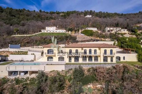 Spéracèdes, in a dominant position on the hills in a sought-after residential area with breathtaking views of the sea, Lake Saint-Cassien and the hilltop village of Cabris, this magnificent new villa of around 395 sq.m is set in total peace and quiet...