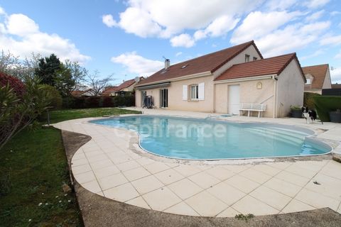 Dpt Saône et Loire (71), à vendre proche de CHALON SUR SAONE semi plain pied de 157 m² habitable sur un terrain de 881m²