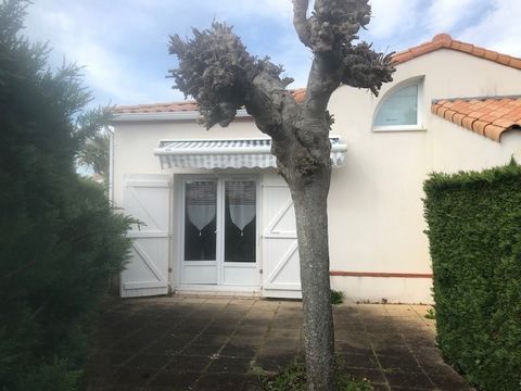 In exclusivity I invite you to contact Frédérique LARDAUX at ... to visit this beautiful pavilion located a stone's throw from a beautiful sandy beach, in a condominium with swimming pool, it is composed of a living room with a kitchenette, a bedroom...
