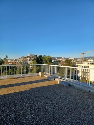 Secteur Bonneveine: Appartement de 84 m2 et son toit terrasse !