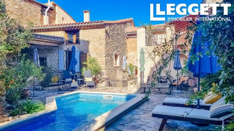 A27892CLE34 - Beautiful stone-built property in a medieval village, with a total surface area of 180 m², comprising a garden, swimming pool, terrace and studio, as well as a separate house with 2 gîtes and a large shed. The main house has a large 202...