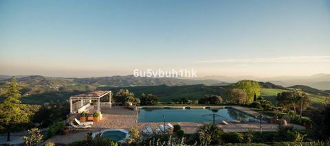 Welcome to this exceptional estate nestled in the picturesque countryside of Antequera, where modern luxury seamlessly integrates with the tranquility of rural living. Divided into two levels, this captivating property offers a thoughtfully designed ...