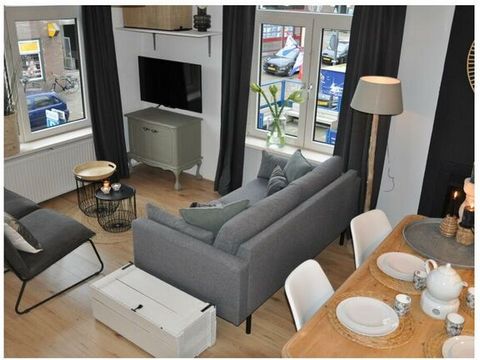 El apartamento vacacional está situado en el centro de Egmond aan Zee y a 400 metros de la playa.